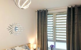 Downtownapartments Andy Air-Conditioned, Underground Parking Available